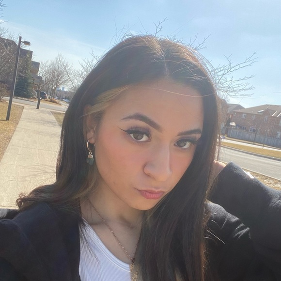 Meet your Posher, Jules - Picture 10 of 10